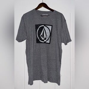 Volcom Short Sleeve Overcast Graphic Gray Stone Logo Short Tee Shirt Men XL
